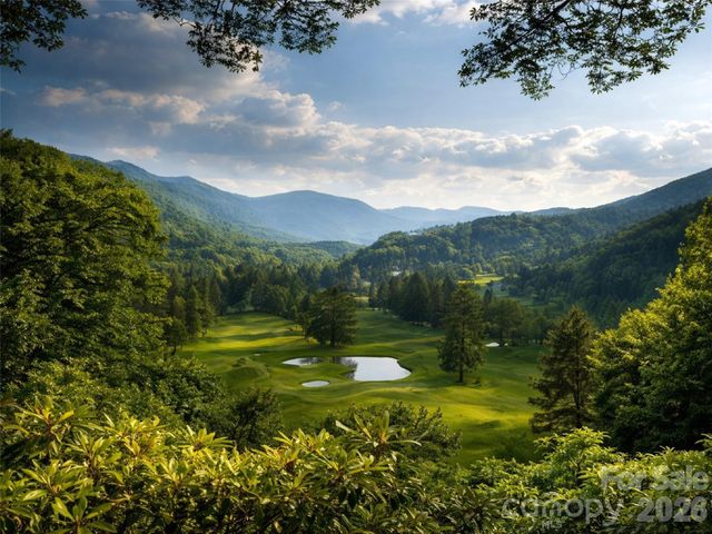 505 Middle Top Loop, Maggie Valley, NC 28751