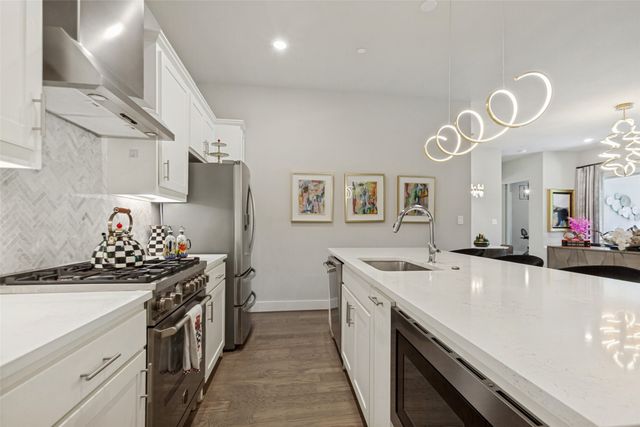 15875 Spectrum Drive 1105, Addison, TX 75001