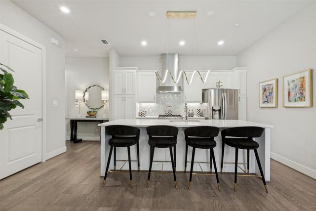 15875 Spectrum Drive 1105, Addison, TX 75001