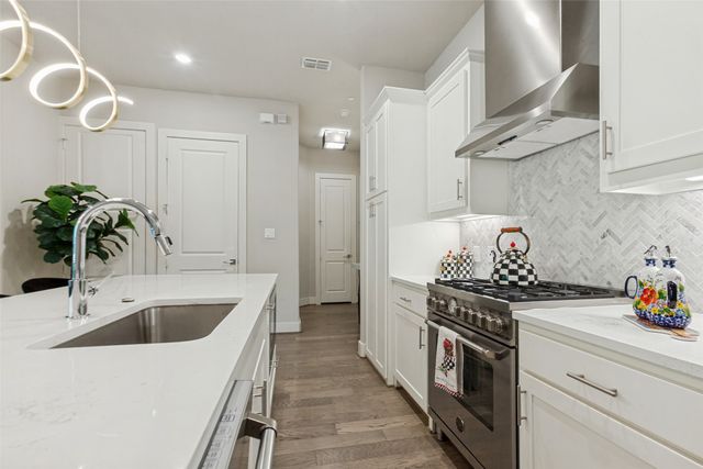 15875 Spectrum Drive 1105, Addison, TX 75001