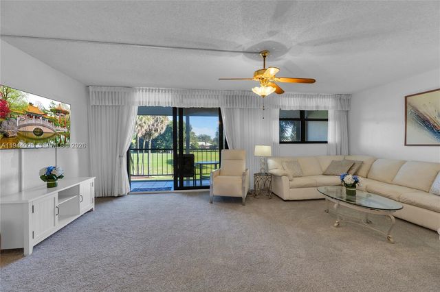 2430 Deer Creek Country Club Blvd 206-2, Deerfield Beach, FL 33442