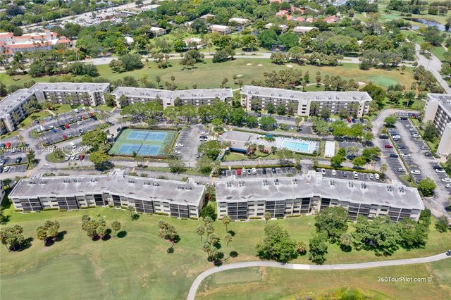 2430 Deer Creek Country Club Blvd 206-2, Deerfield Beach, FL 33442