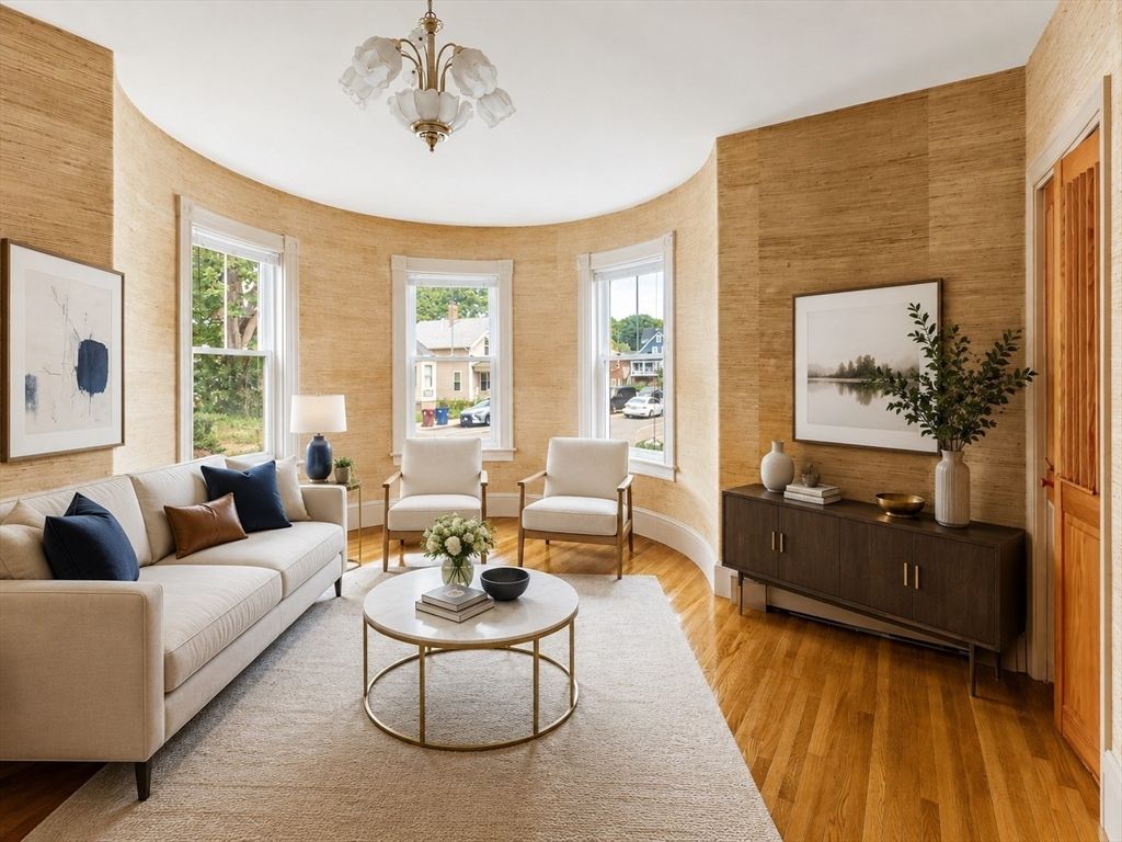 977 Main Street 1, Melrose, MA 02176