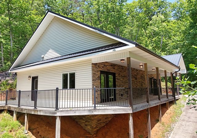 714 Mountain View Road, Hiawassee, GA 30546