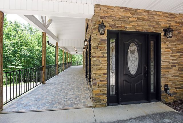 714 Mountain View Road, Hiawassee, GA 30546