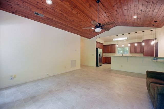 714 Mountain View Road, Hiawassee, GA 30546