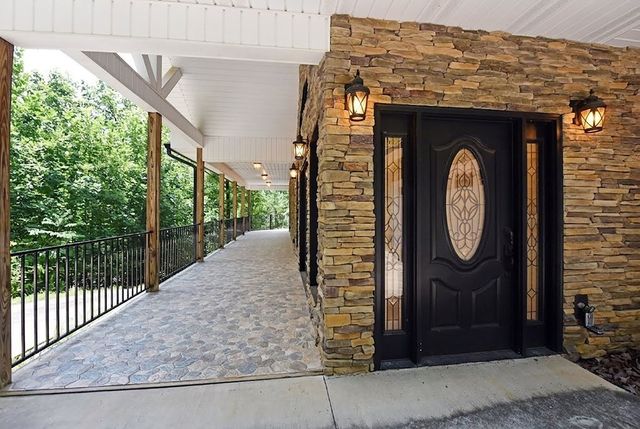 714 Mountain View Road, Hiawassee, GA 30546
