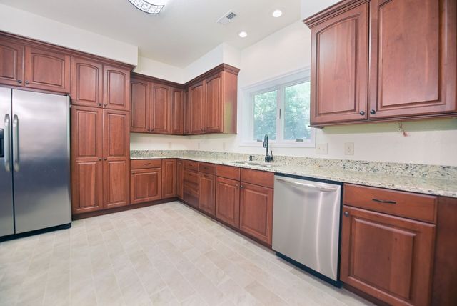 714 Mountain View Road, Hiawassee, GA 30546
