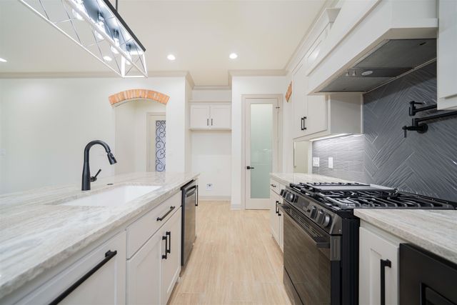 3906 French Dr, Longview, TX 75604