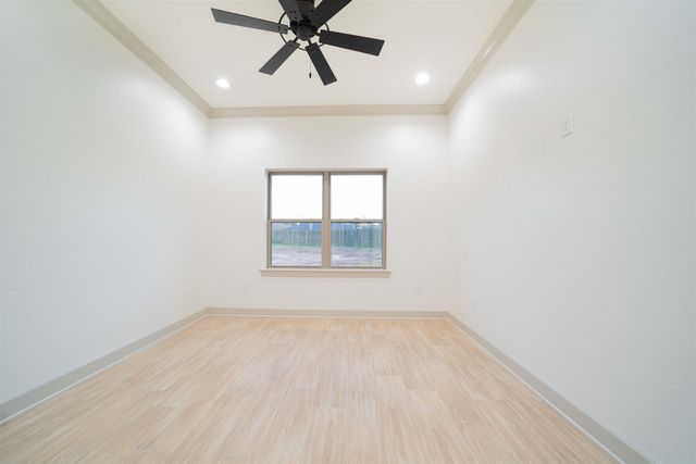 3906 French Dr, Longview, TX 75604