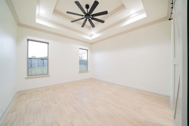 3906 French Dr, Longview, TX 75604