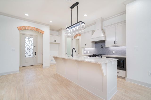 3906 French Dr, Longview, TX 75604