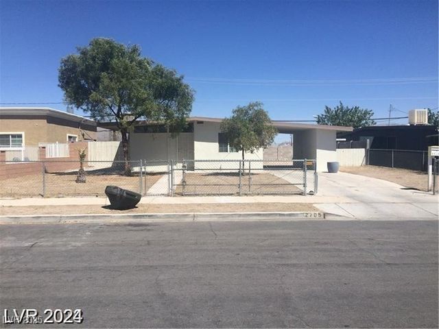 2705 Howard Drive, Las Vegas, NV 89104