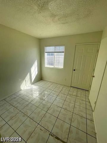 2705 Howard Drive, Las Vegas, NV 89104