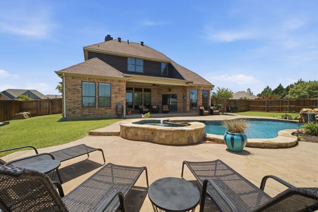 600 Aspen Street, Pilot Point, TX 76258