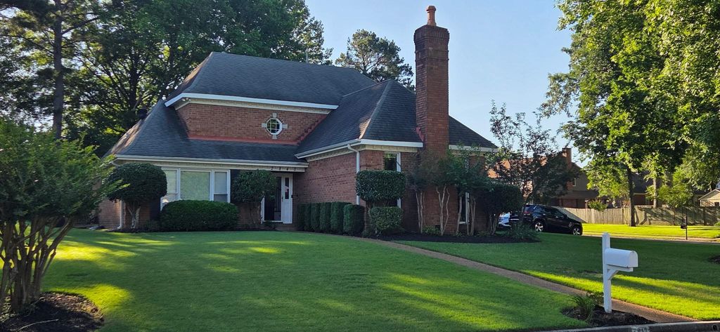 2840 ASPEN GLADE CV, Memphis, TN 38016