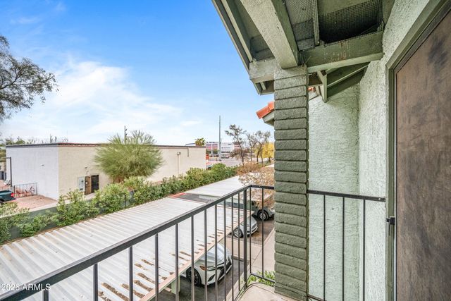 2315 W UNION HILLS Drive 115, Phoenix, AZ 85027