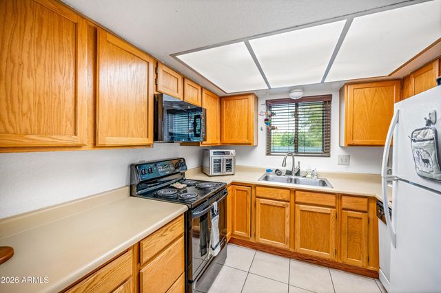 2315 W UNION HILLS Drive 115, Phoenix, AZ 85027