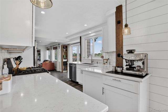 9763 W 83rd Avenue, Arvada, CO 80005