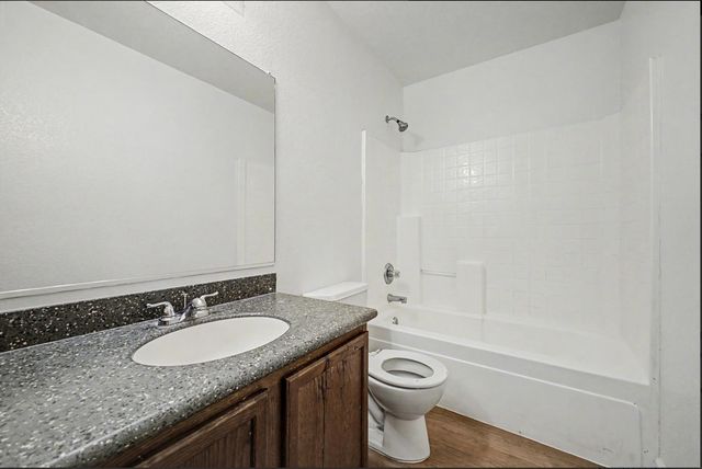 1112 S Bogle Court, Chandler, AZ 85286