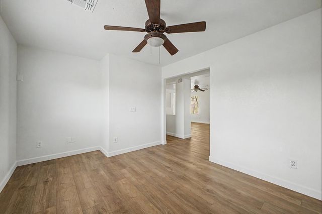 1112 S Bogle Court, Chandler, AZ 85286