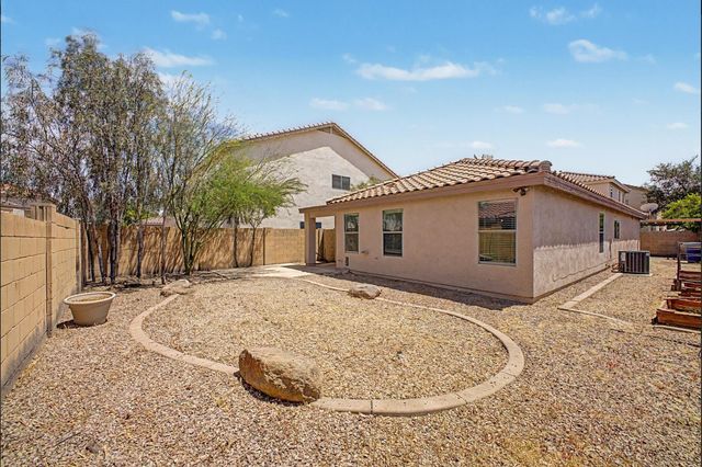 1112 S Bogle Court, Chandler, AZ 85286