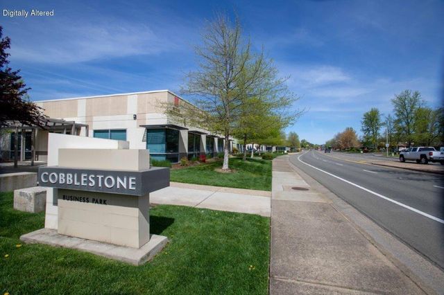 390 Hartnell Avenue, Redding, CA 96002