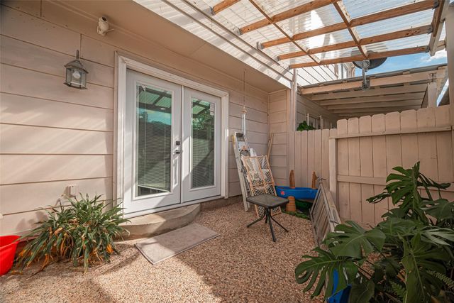 8478 Ariel St 61, Houston, TX 77074