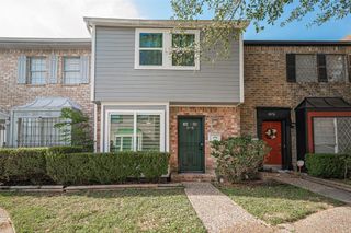 8478 Ariel St 61, Houston, TX 77074