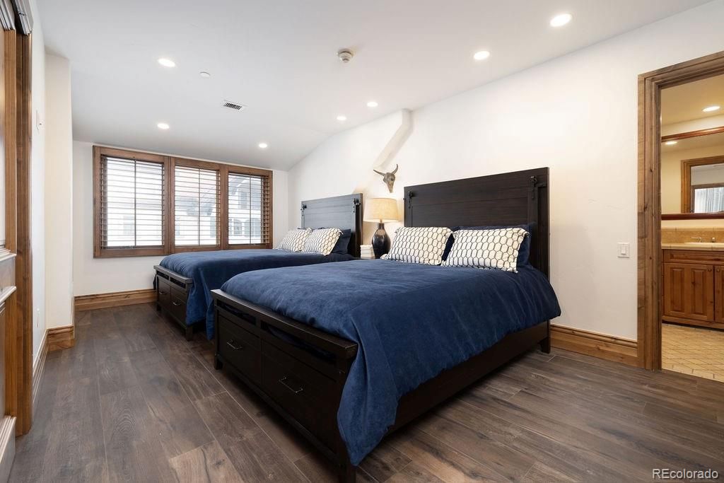 Image 15 of property listing at 675 Lionshead Place 642, Vail, CO 81657
