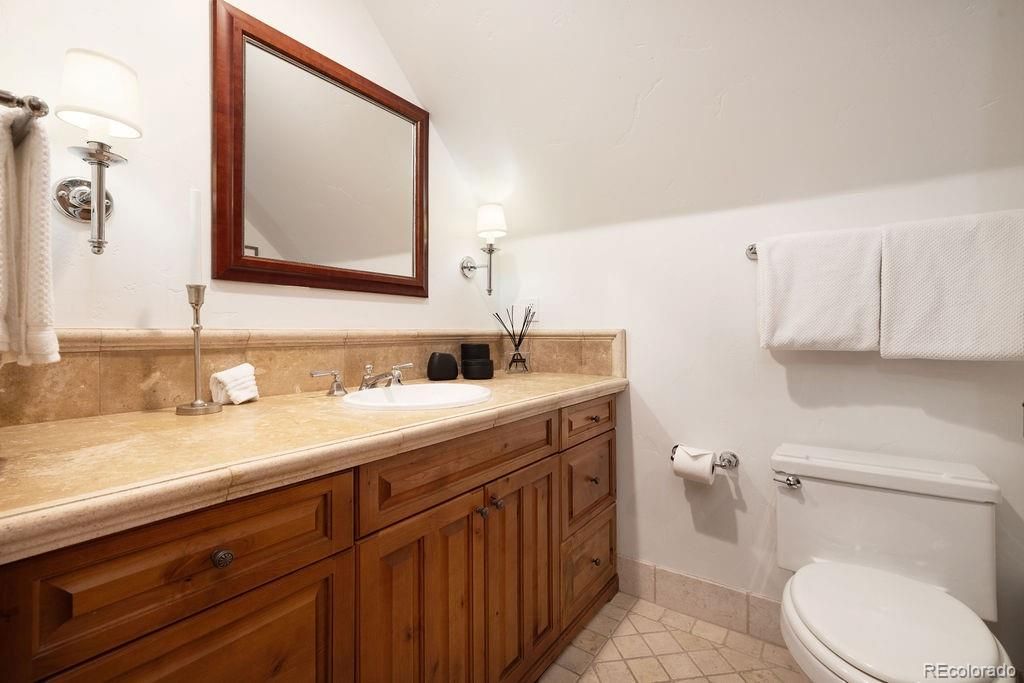 Image 18 of property listing at 675 Lionshead Place 642, Vail, CO 81657