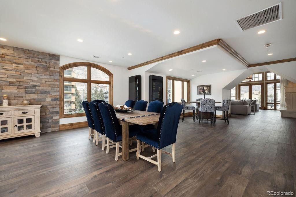 Image 7 of property listing at 675 Lionshead Place 642, Vail, CO 81657