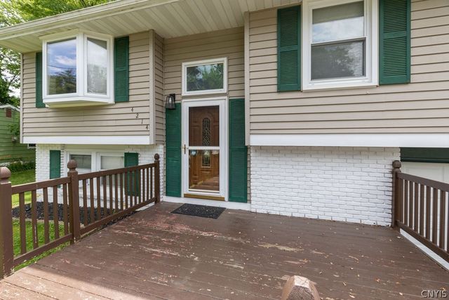 4214 Regulus Course, Clay, NY 13090