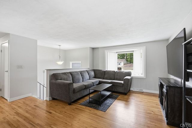 4214 Regulus Course, Clay, NY 13090