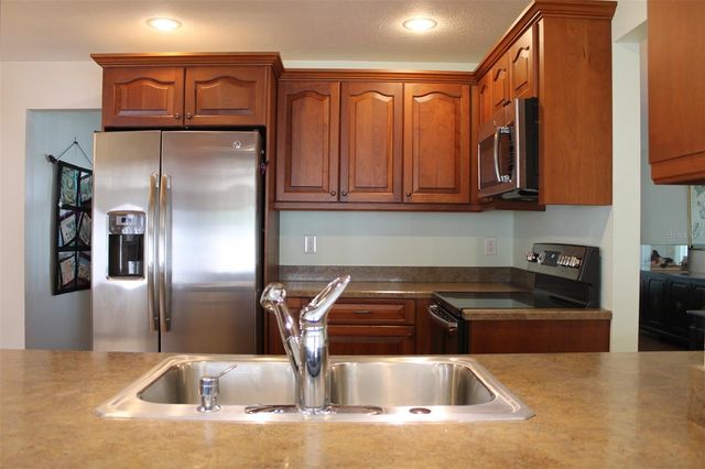 9500 45TH WAY N, Pinellas Park, FL 33782