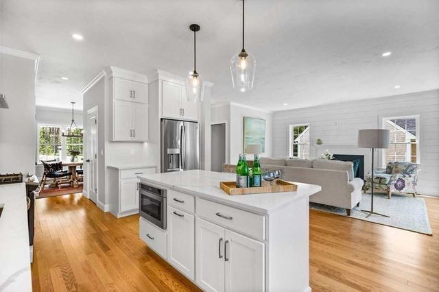 6 Preservation Way, Plymouth, MA 02360