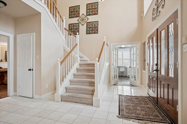 2200 Southern Oak Drive, Irving, TX 75063