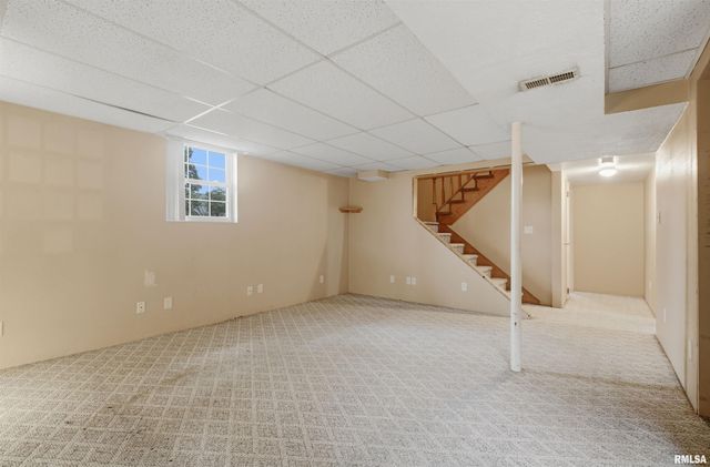 2200 DOMINION Avenue, Pekin, IL 61554