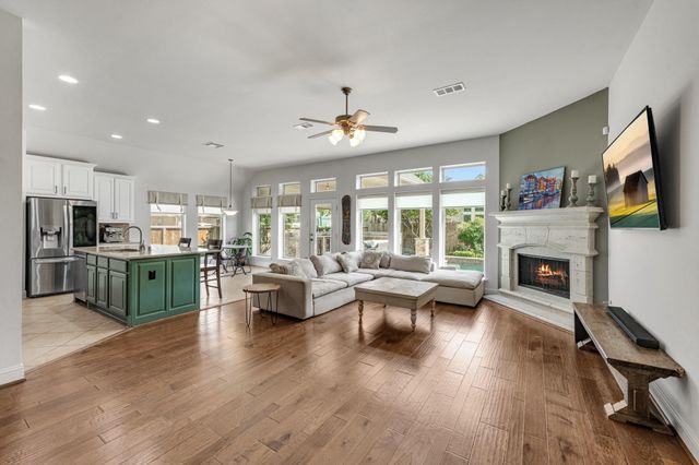 13502 Briar Rose Drive, Pearland, TX 77584