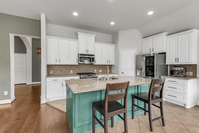 13502 Briar Rose Drive, Pearland, TX 77584