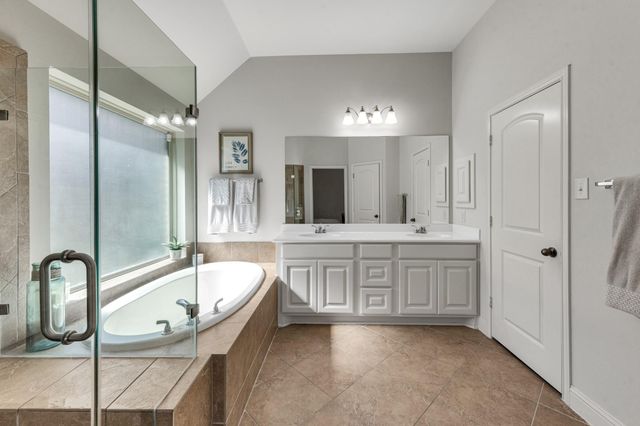 13502 Briar Rose Drive, Pearland, TX 77584