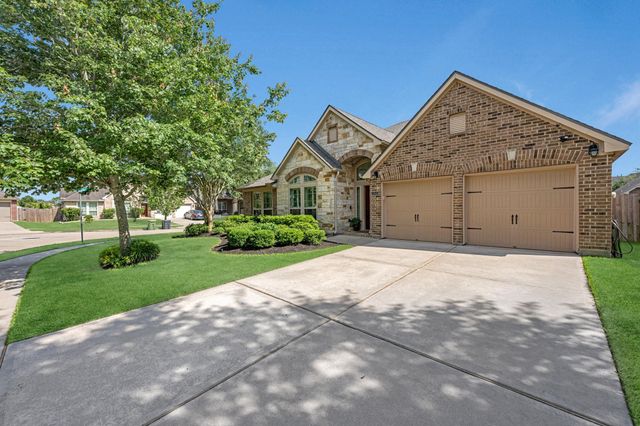 13502 Briar Rose Drive, Pearland, TX 77584