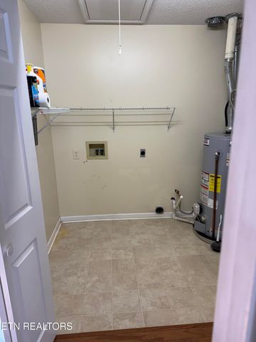 5207 Vanardo Way, Knoxville, TN 37912