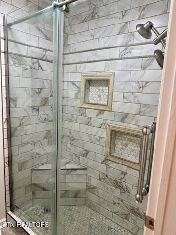 5207 Vanardo Way, Knoxville, TN 37912