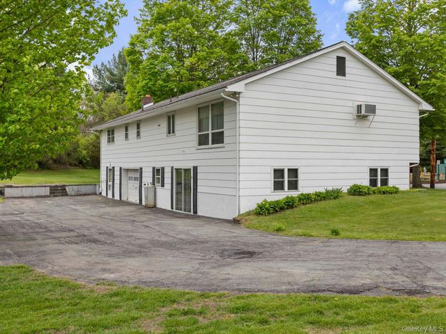104 New Paltz Road, Highland, NY 12528