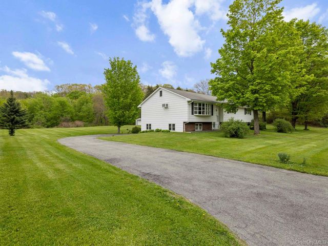 104 New Paltz Road, Highland, NY 12528