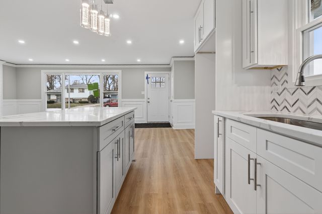 515 W 146 Street, Dolton, IL 60419