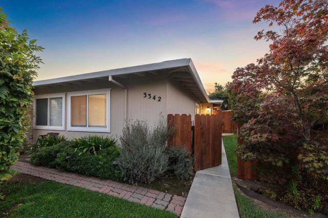 3342-3344 Los Prados Street, San Mateo, CA 94403