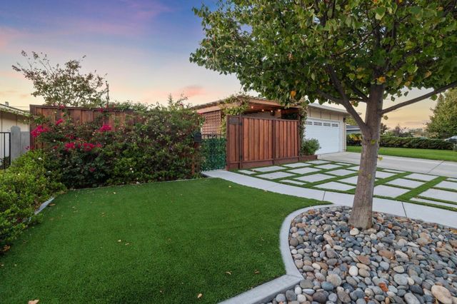 3342-3344 Los Prados Street, San Mateo, CA 94403