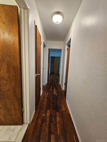 25314 148th Road, Rosedale, NY 11422